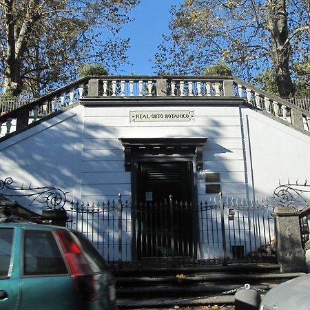 Casina Via Foria Bed & Breakfast Наполи Екстериор снимка